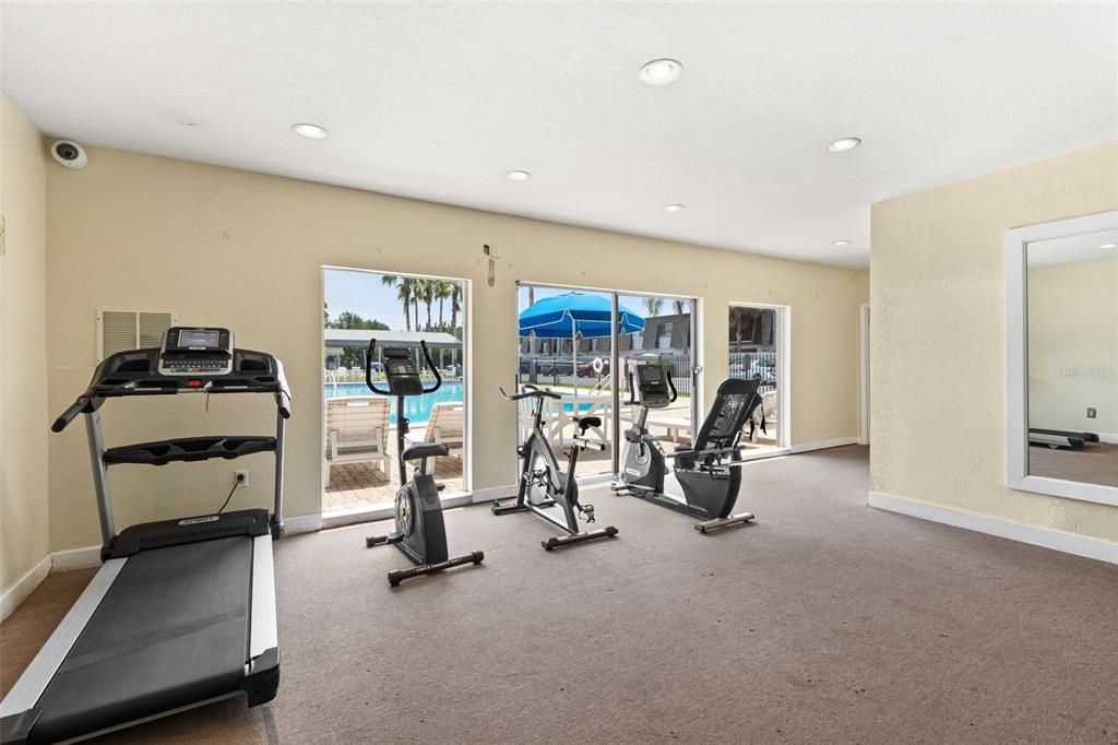For Sale: $139,900 (1 beds, 1 baths, 1000 Square Feet)
