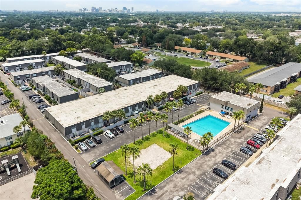 For Sale: $139,900 (1 beds, 1 baths, 1000 Square Feet)