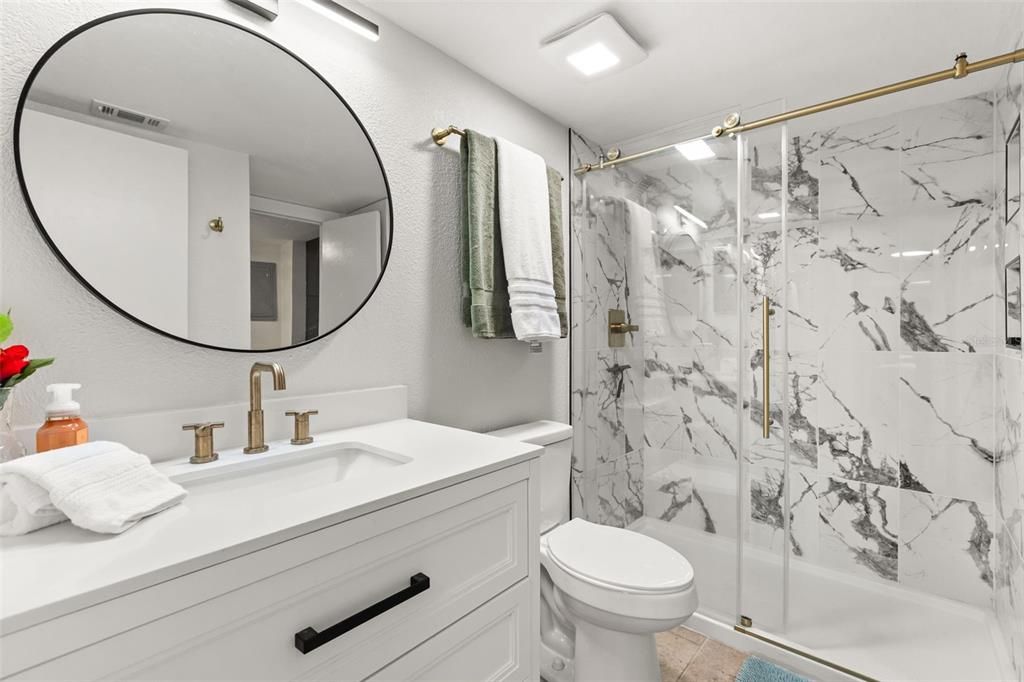 For Sale: $139,900 (1 beds, 1 baths, 1000 Square Feet)