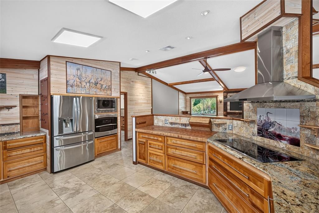 En Venta: $945,000 (4 camas, 3 baños, 2916 Pies cuadrados)