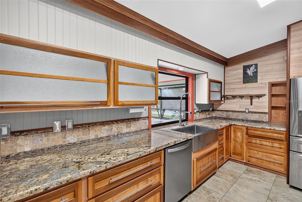 En Venta: $945,000 (4 camas, 3 baños, 2916 Pies cuadrados)