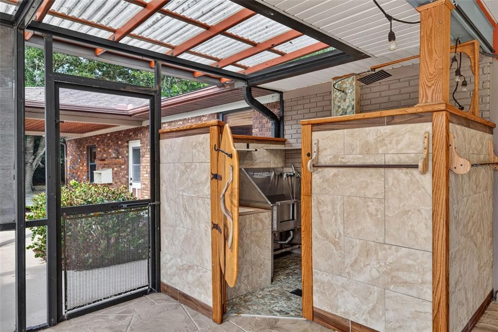 En Venta: $945,000 (4 camas, 3 baños, 2916 Pies cuadrados)