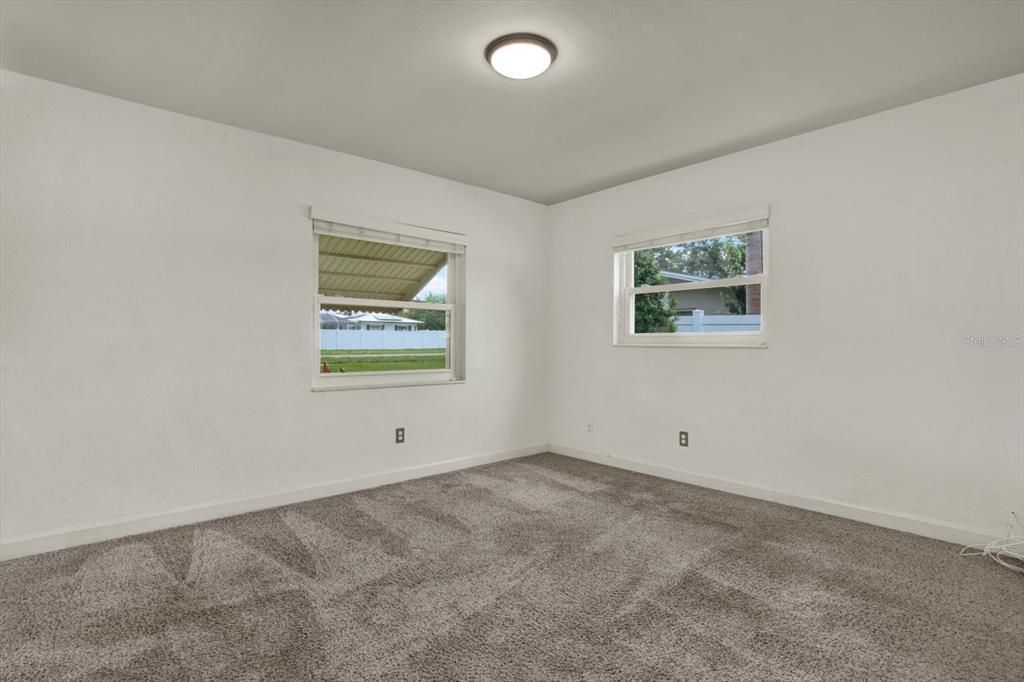 For Rent: $2,300 (2 beds, 2 baths, 1242 Square Feet)