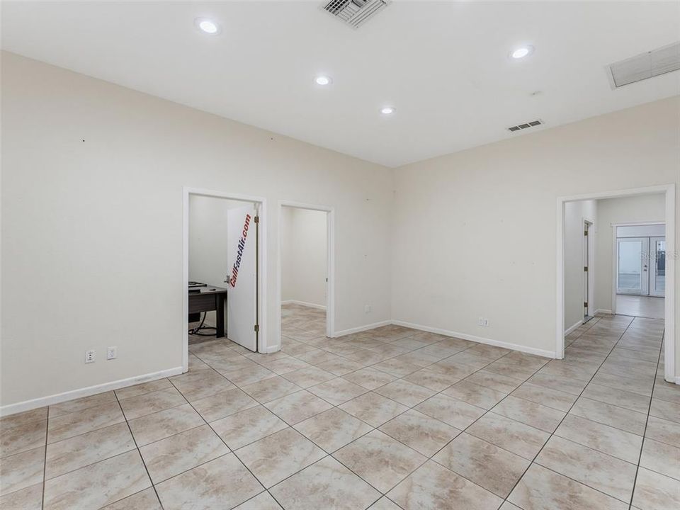 En Venta: $749,000 (0 camas, 0 baños, 4240 Pies cuadrados)