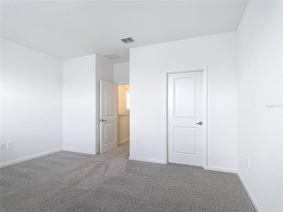 В аренду: $2,350 (3 спален, 2 ванн, 1802 Квадратных фут)