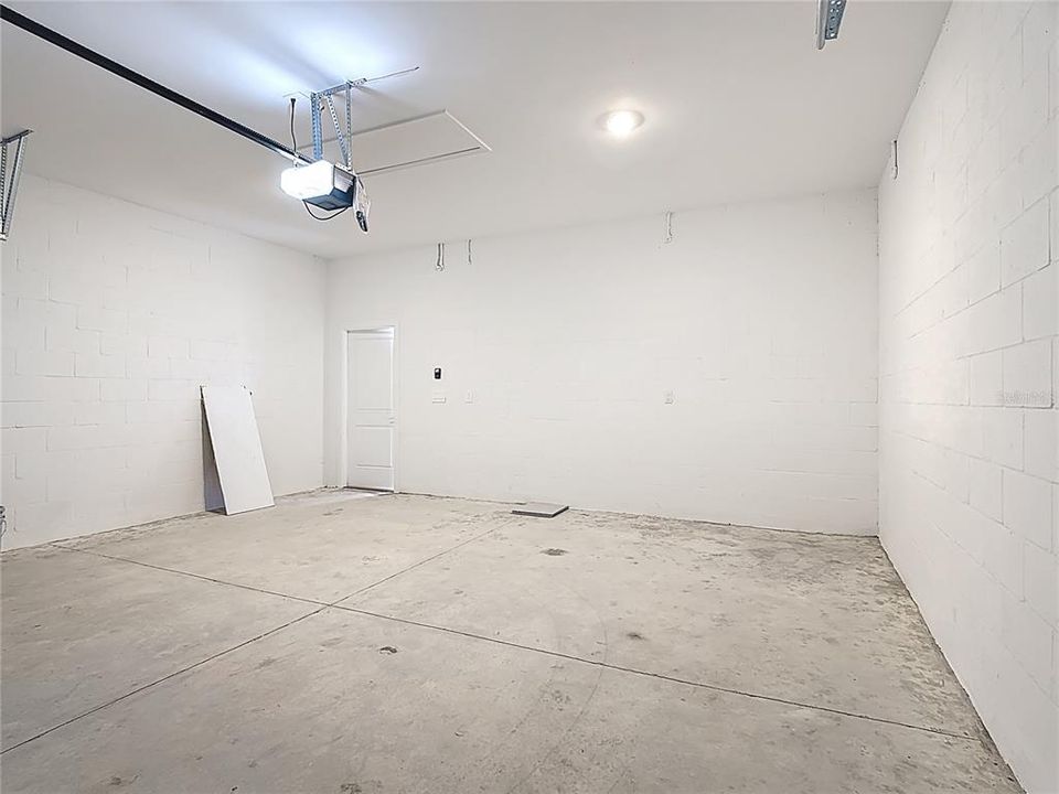 В аренду: $2,350 (3 спален, 2 ванн, 1802 Квадратных фут)