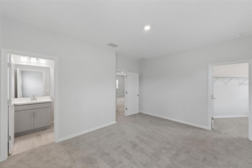 На продажу: $751,999 (5 спален, 4 ванн, 3835 Квадратных фут)
