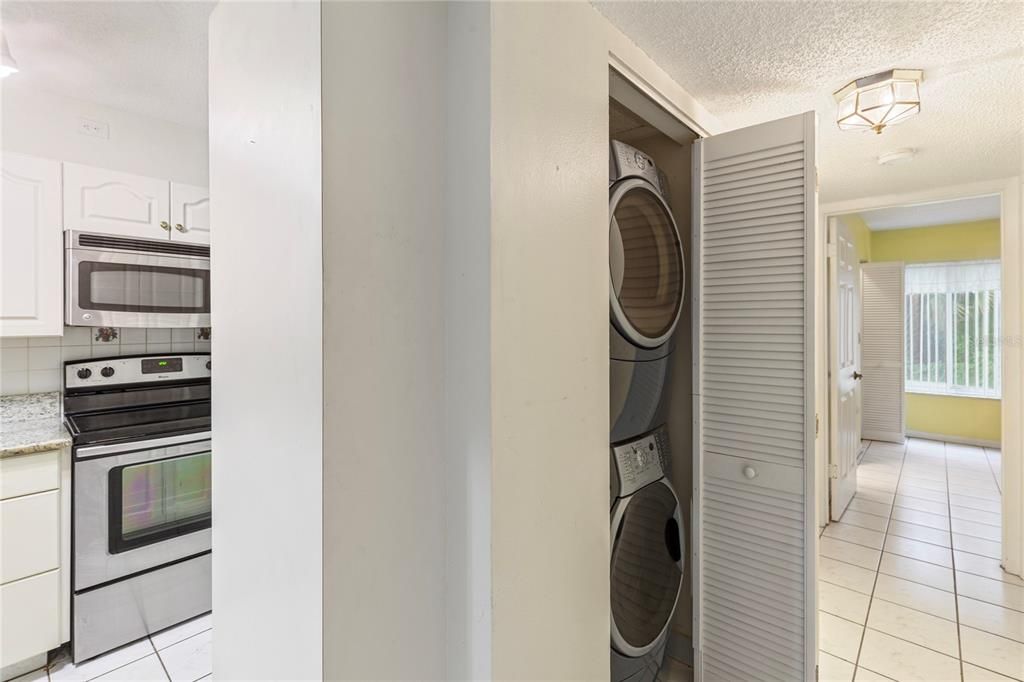 En Venta: $140,000 (2 camas, 2 baños, 979 Pies cuadrados)