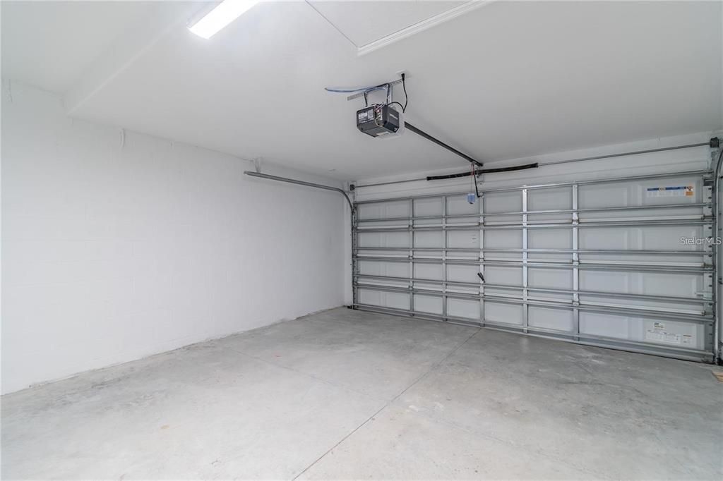 В аренду: $2,585 (4 спален, 2 ванн, 2073 Квадратных фут)