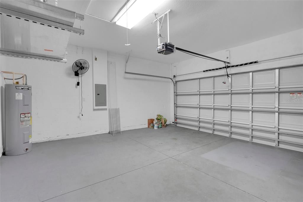 En Venta: $280,000 (4 camas, 2 baños, 1747 Pies cuadrados)