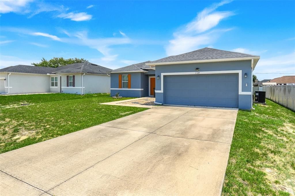 En Venta: $280,000 (4 camas, 2 baños, 1747 Pies cuadrados)
