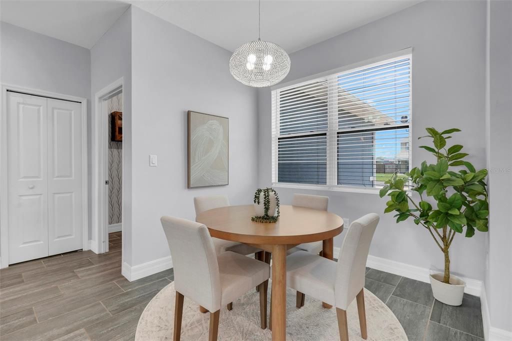 En Venta: $280,000 (4 camas, 2 baños, 1747 Pies cuadrados)
