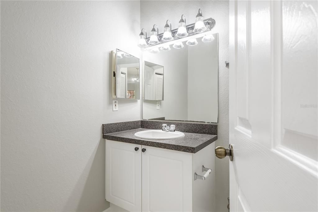 For Rent: $1,500 (1 beds, 1 baths, 750 Square Feet)