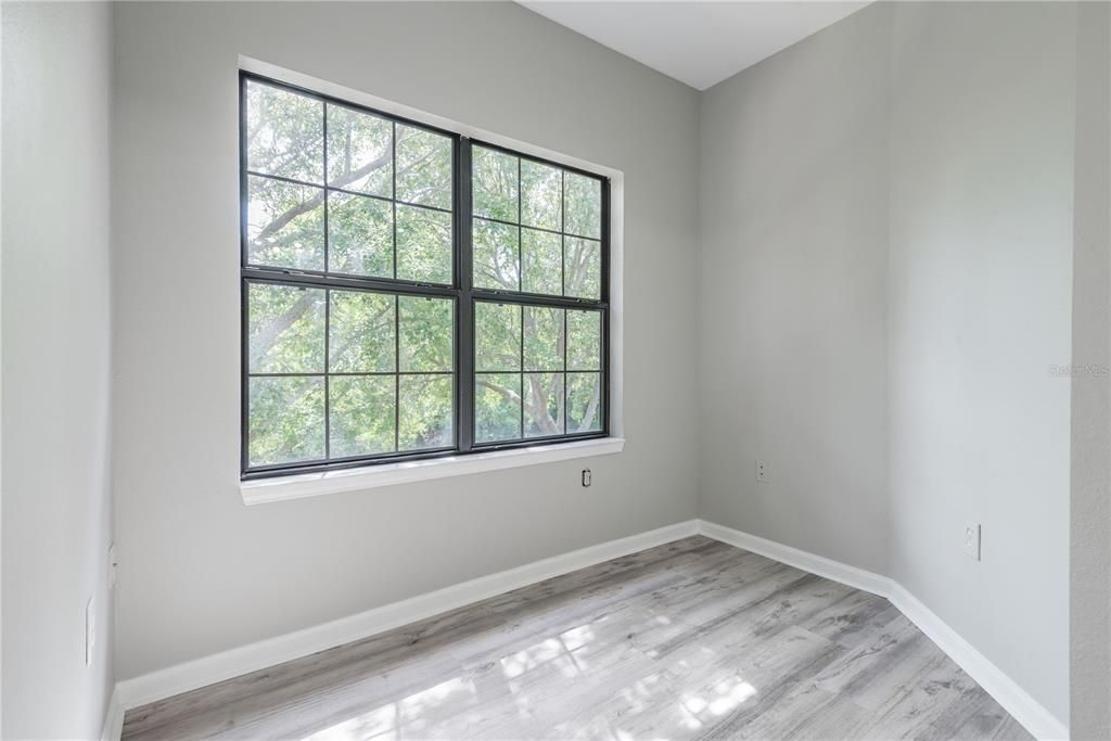 For Rent: $1,500 (1 beds, 1 baths, 750 Square Feet)