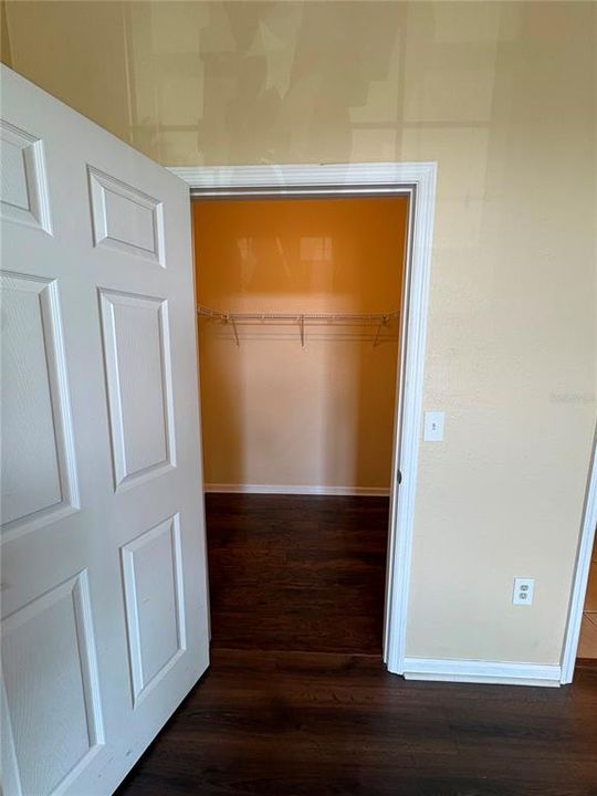 For Rent: $1,800 (3 beds, 2 baths, 1408 Square Feet)