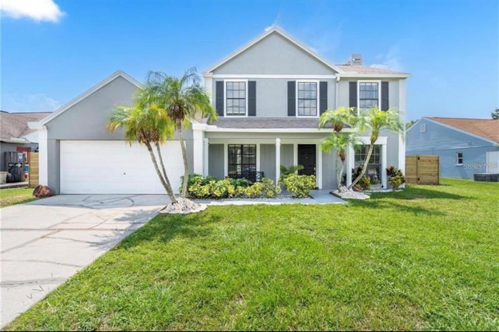 For Rent: $3,190 (4 beds, 2 baths, 1950 Square Feet)