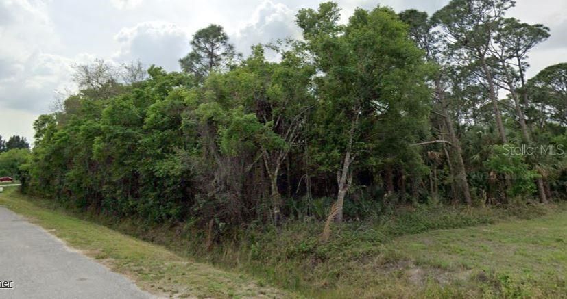 En Venta: $35,490 (0.36 acres)