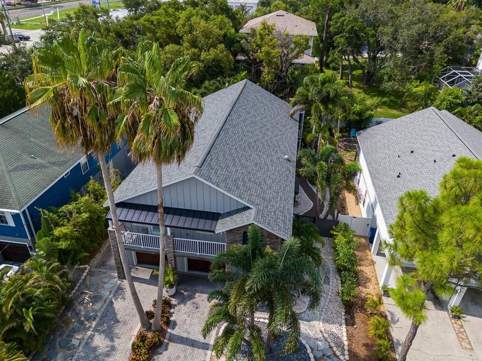 En Venta: $825,000 (4 camas, 2 baños, 2072 Pies cuadrados)