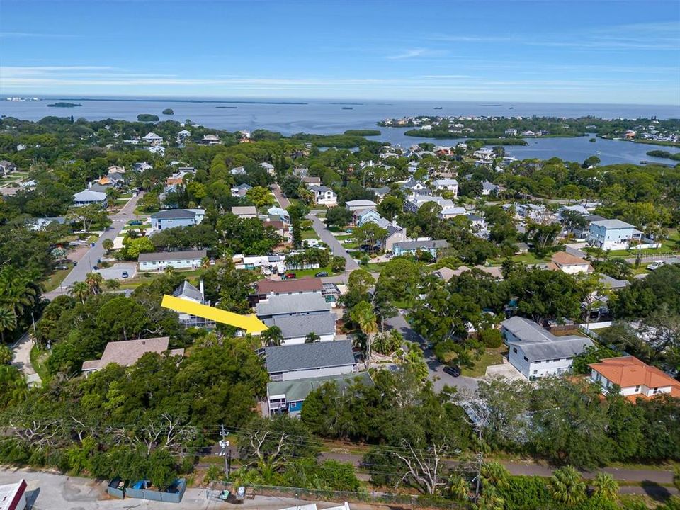En Venta: $825,000 (4 camas, 2 baños, 2072 Pies cuadrados)
