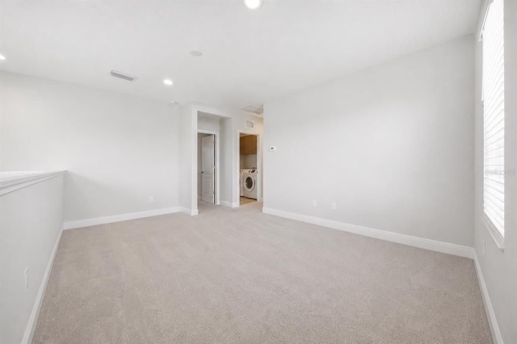 В аренду: $2,900 (3 спален, 2 ванн, 2154 Квадратных фут)
