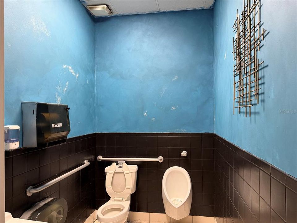 На продажу: $225,000 (0 спален, 0 ванн, 2100 Квадратных фут)