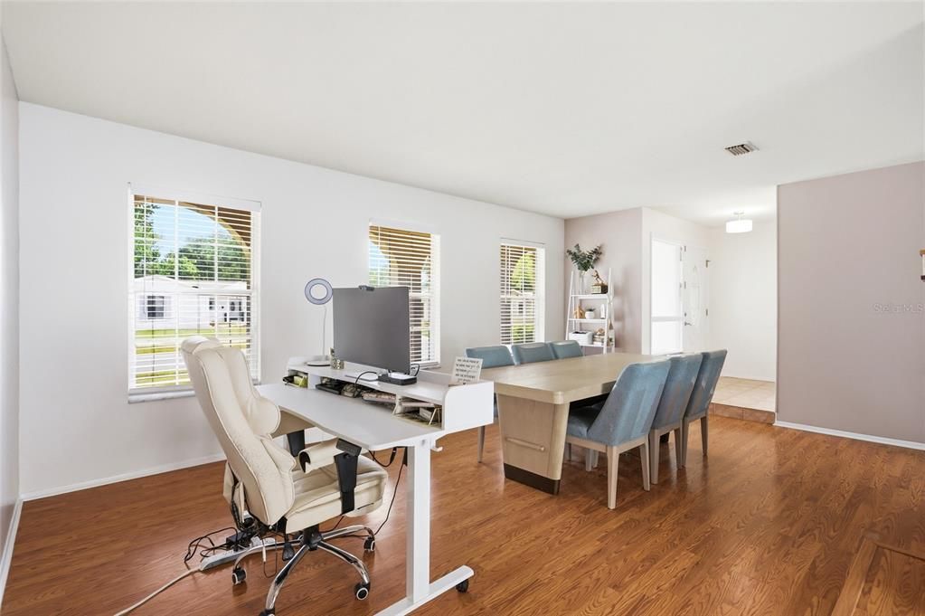 For Sale: $419,999 (3 beds, 2 baths, 2152 Square Feet)