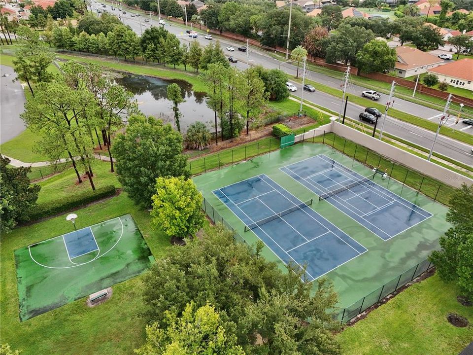 En Venta: $1,075,000 (7 camas, 5 baños, 3608 Pies cuadrados)