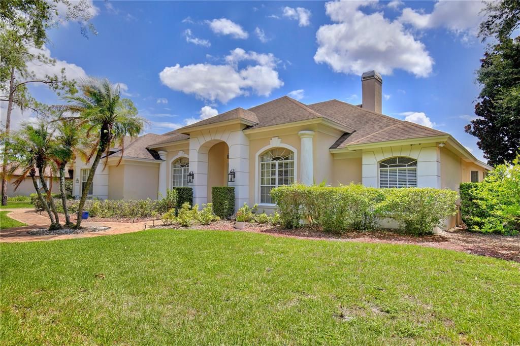 En Venta: $1,075,000 (7 camas, 5 baños, 3608 Pies cuadrados)