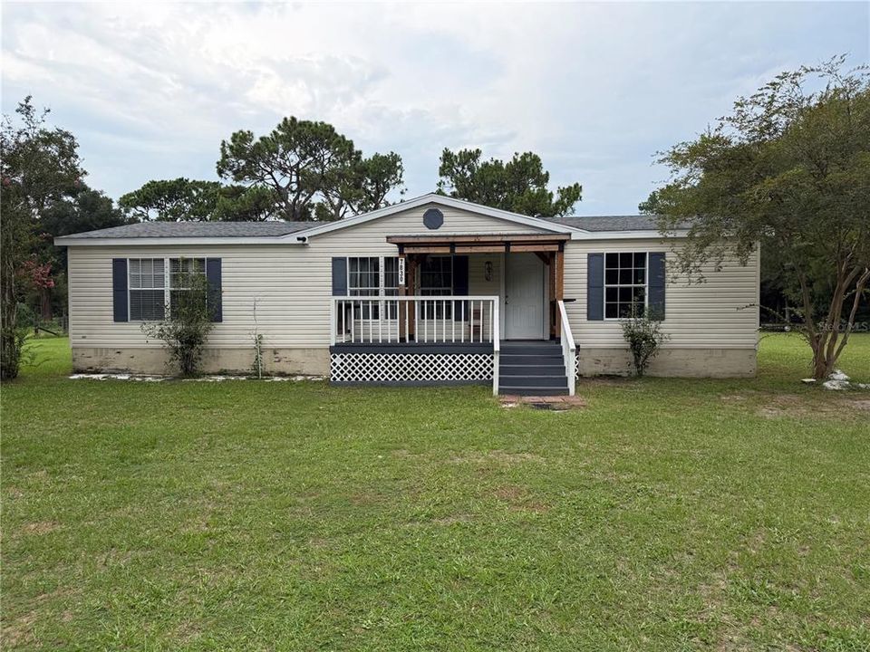For Sale: $399,900 (3 beds, 2 baths, 1404 Square Feet)