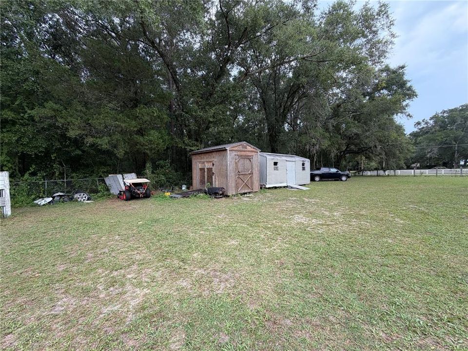 For Sale: $399,900 (3 beds, 2 baths, 1404 Square Feet)