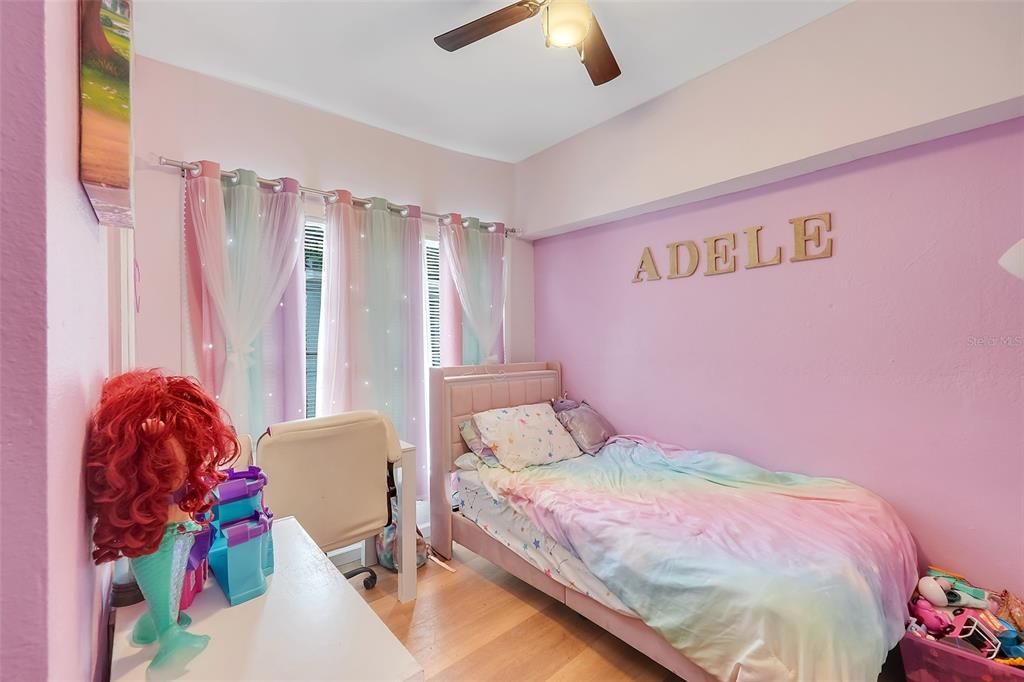 В аренду: $1,700 (2 спален, 1 ванн, 1032 Квадратных фут)