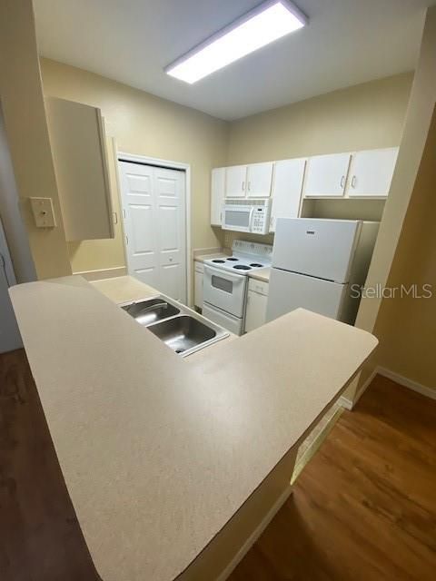 На продажу: $139,900 (1 спален, 1 ванн, 618 Квадратных фут)