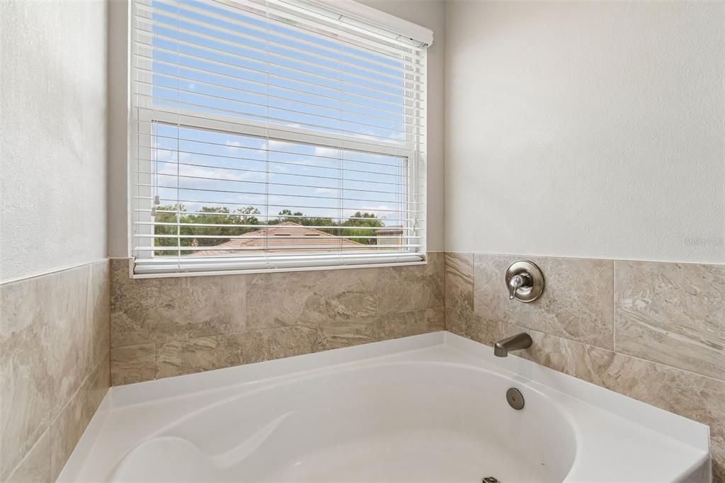 For Rent: $3,800 (4 beds, 4 baths, 3259 Square Feet)