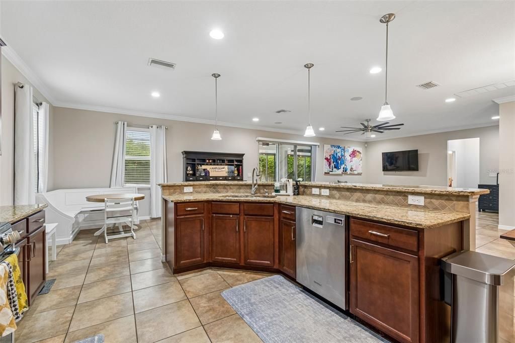 For Rent: $3,800 (4 beds, 4 baths, 3259 Square Feet)
