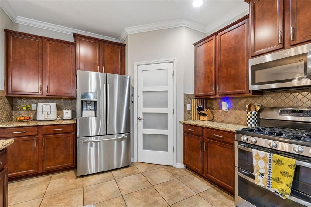 For Rent: $3,800 (4 beds, 4 baths, 3259 Square Feet)