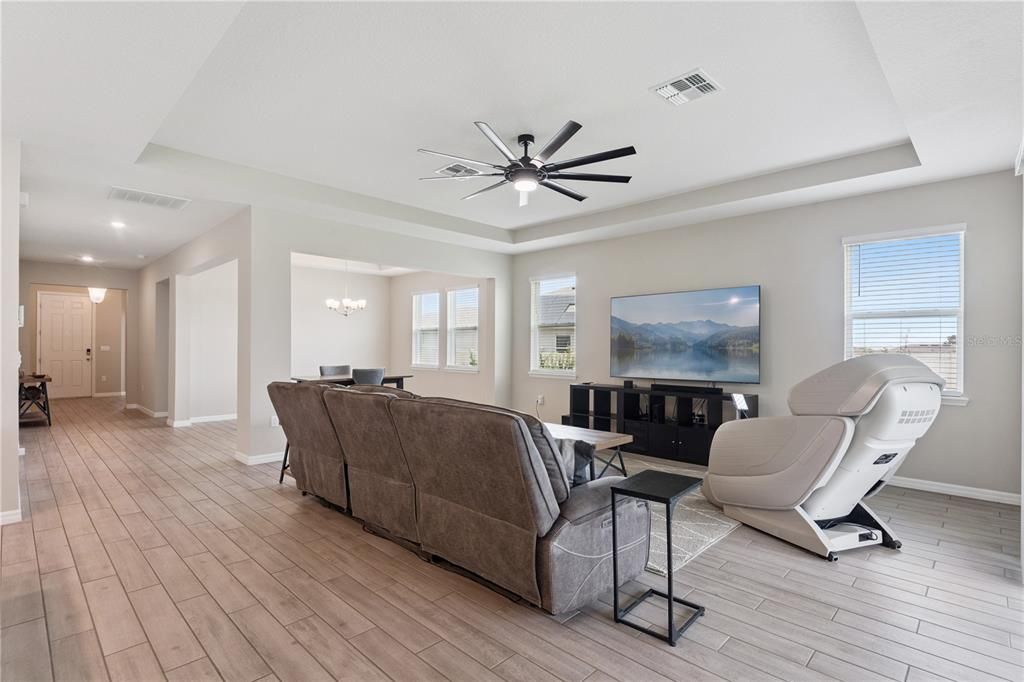 待售: $699,000 (4 贝兹, 3 浴室, 2787 平方英尺)