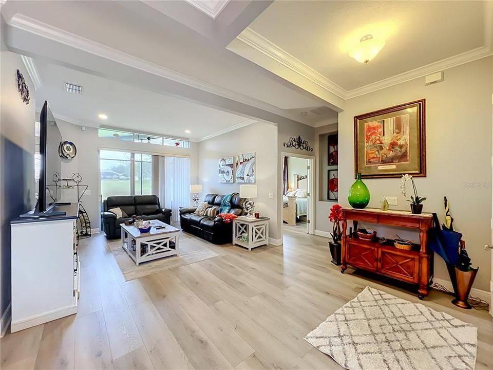На продажу: $469,900 (3 спален, 2 ванн, 2001 Квадратных фут)