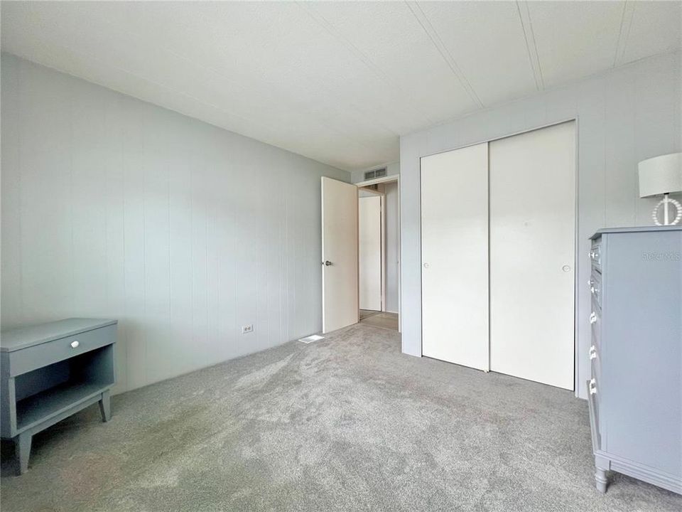 На продажу: $185,000 (2 спален, 2 ванн, 960 Квадратных фут)
