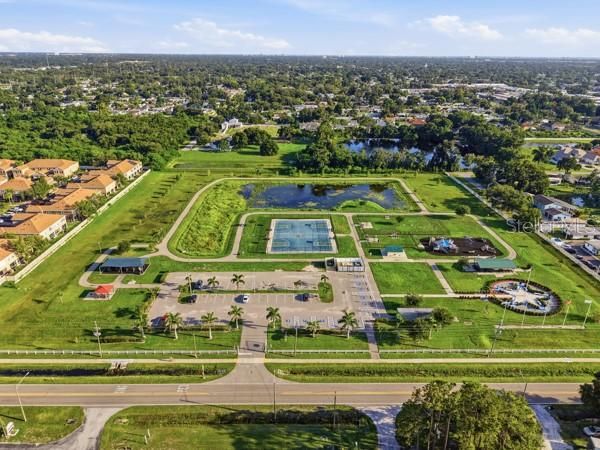 На продажу: $299,900 (3 спален, 1 ванн, 818 Квадратных фут)