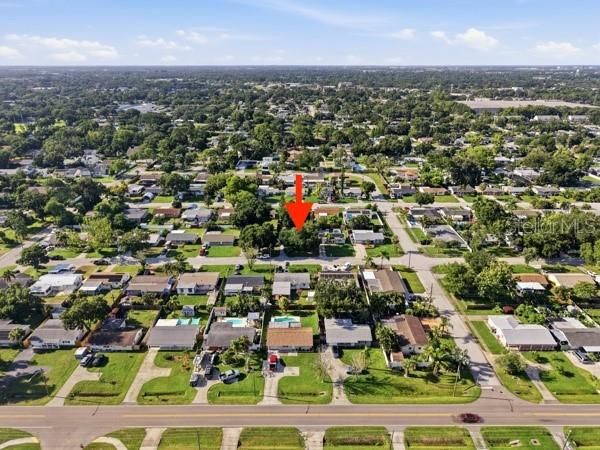 На продажу: $299,900 (3 спален, 1 ванн, 818 Квадратных фут)