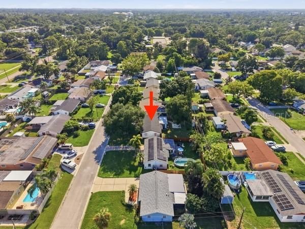 На продажу: $299,900 (3 спален, 1 ванн, 818 Квадратных фут)