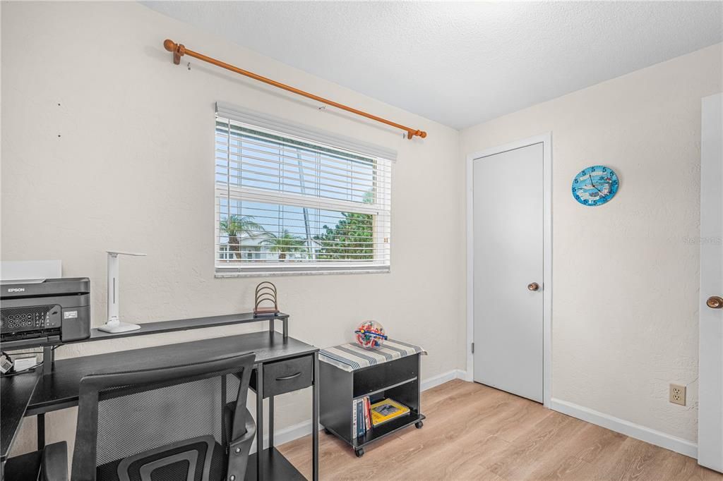 En Venta: $312,000 (3 camas, 2 baños, 1064 Pies cuadrados)