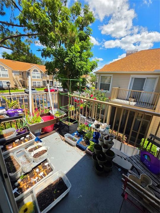 For Sale: $179,000 (3 beds, 2 baths, 1138 Square Feet)