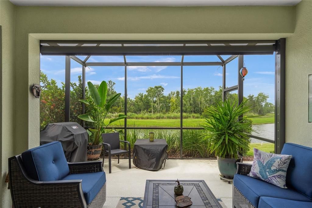 Activo con contrato: $369,900 (2 camas, 2 baños, 1525 Pies cuadrados)