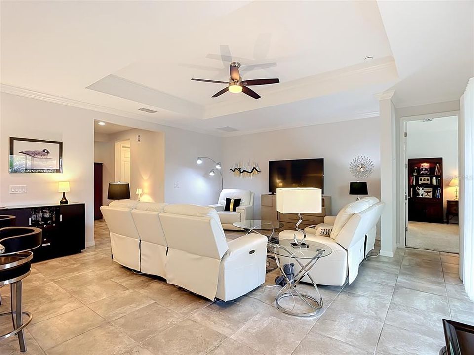 Active With Contract: $360,000 (2 beds, 2 baths, 1705 Square Feet)