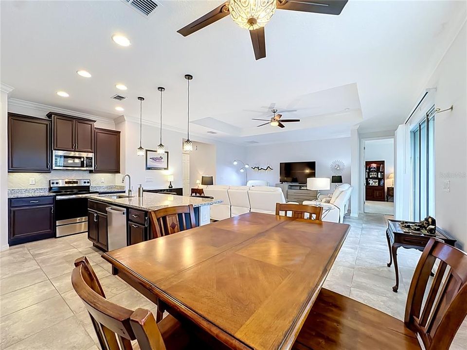Active With Contract: $360,000 (2 beds, 2 baths, 1705 Square Feet)