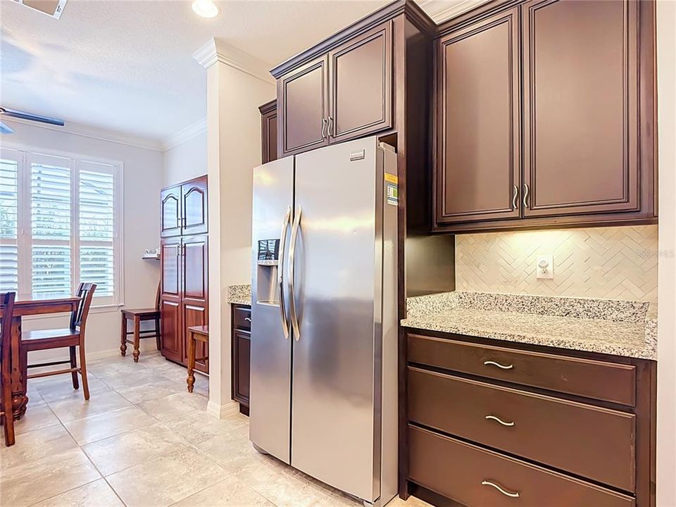 Active With Contract: $360,000 (2 beds, 2 baths, 1705 Square Feet)
