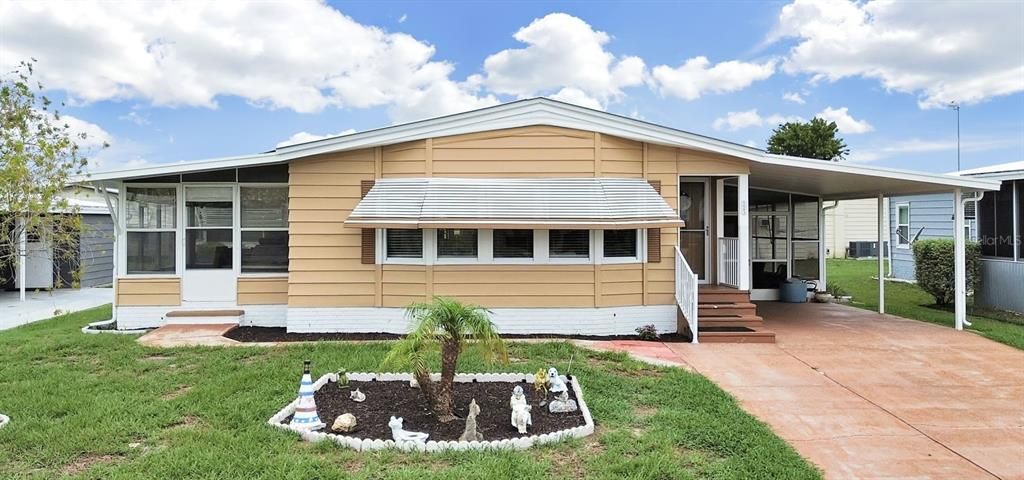 На продажу: $208,000 (2 спален, 2 ванн, 1272 Квадратных фут)