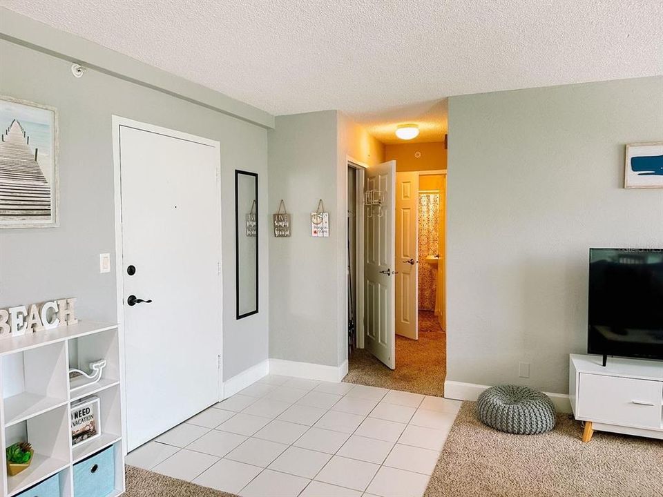 En Venta: $77,000 (1 camas, 1 baños, 708 Pies cuadrados)