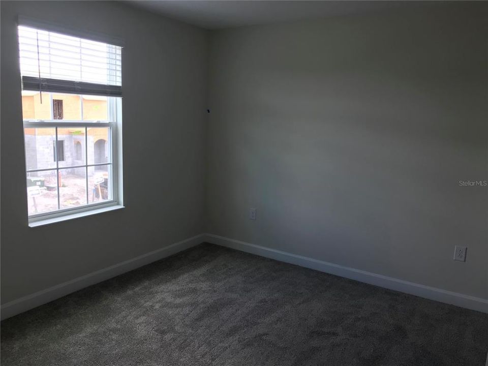 En Renta: $2,950 (5 camas, 3 baños, 2461 Pies cuadrados)
